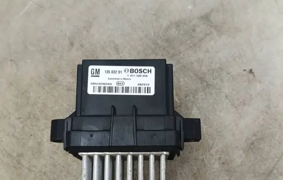 Opel Astra J Heater blower motor/fan resistor 13503201 SMU4DU5AQ F011500056