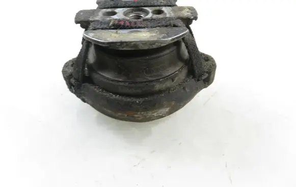 Audi A6 S6 C5 4B Gearbox mounting bracket 4B3399151