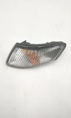 Mazda 626 Front indicator light