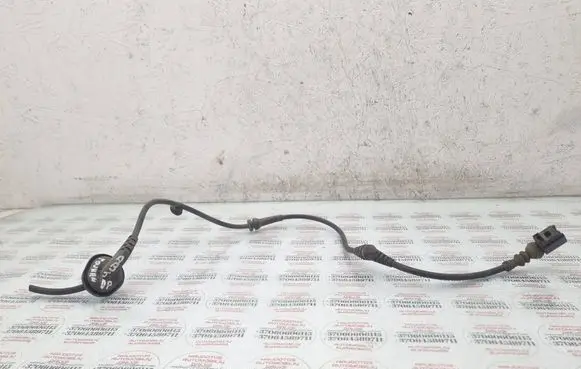 Volkswagen Touran I Front ABS sensor wiring 1J0906102