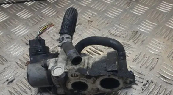 Toyota Corolla Verso E121 EGR valve 1350008110 2562027090