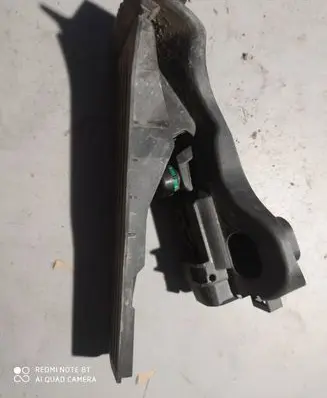 Volkswagen PASSAT B6 Accelerator throttle pedal 1K1723503L