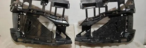 BMW 7 G11 G12 Front bumper mounting bracket 51117475186