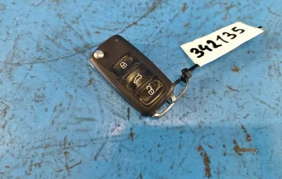 Volkswagen Tiguan Ignition relay 5K0837202BP