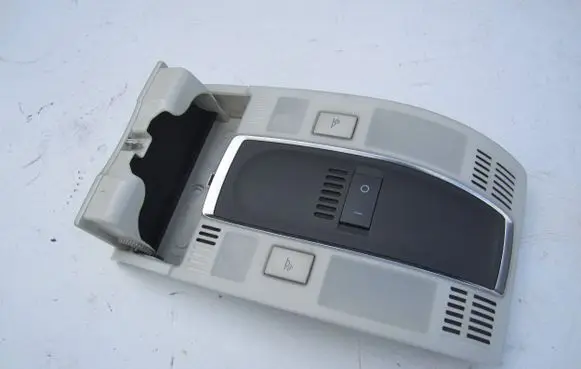 Audi A6 S6 C6 4F Front seat light 4F0947135N