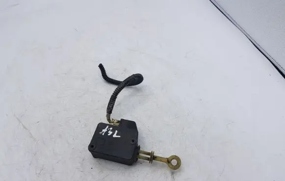 BMW 7 E65 E66 Fuel tank cap lock NOCODE