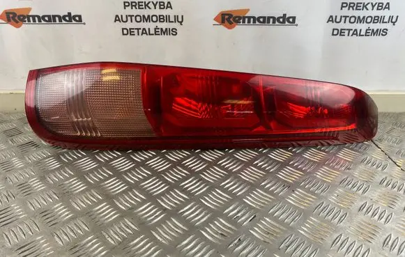 Nissan X-Trail T30 Rear/tail lights