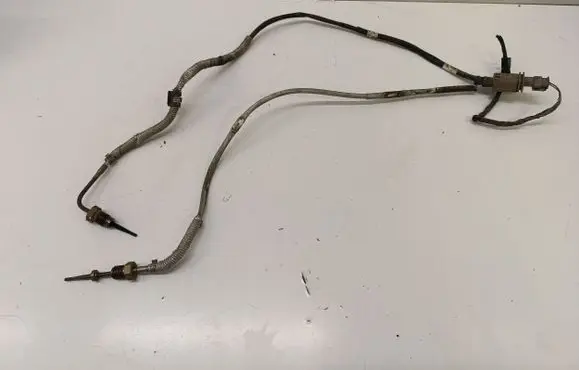 Volkswagen Golf VIII Exhaust gas temperature sensor 06Q919519R