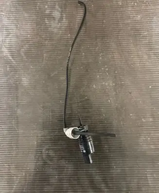 Chevrolet Orlando Windscreen/windshield washer pump 13250357 3240117