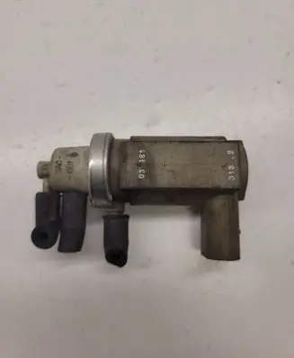 Audi A6 S6 C5 4B Turbo solenoid valve 059906627C