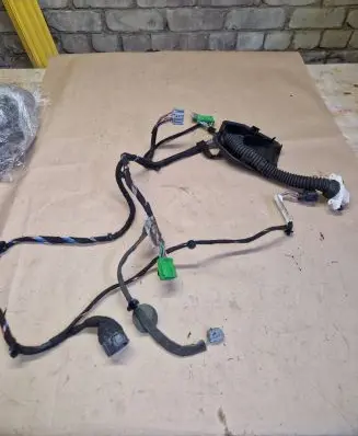Volvo XC90 Front door wiring loom 30762160