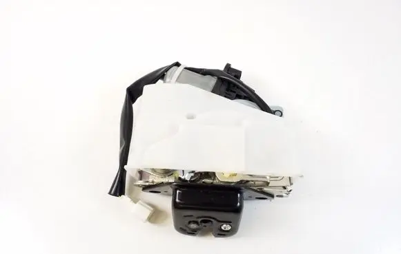 Honda CR-V Loading door lock 