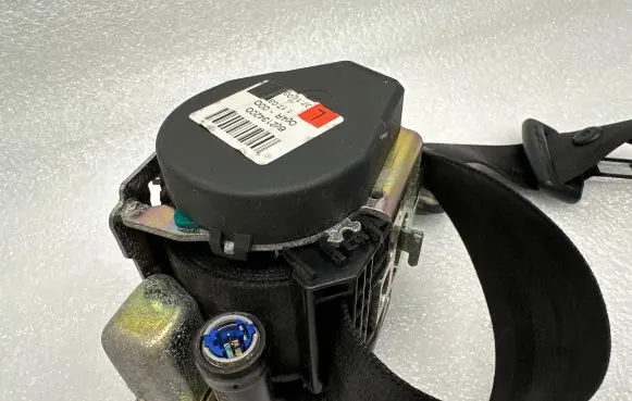 Audi A3 S3 8P Front seatbelt 602134200 8p3857705 004R000