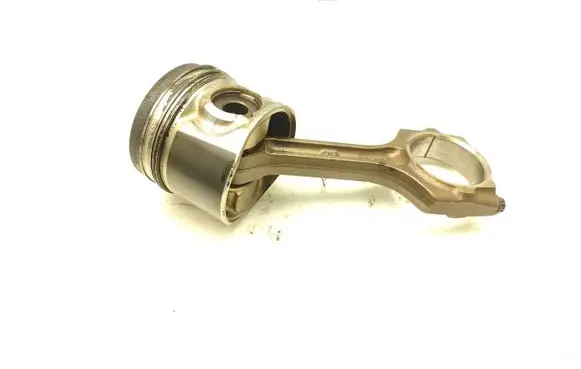 Honda CR-V Piston with connecting rod N22A2
