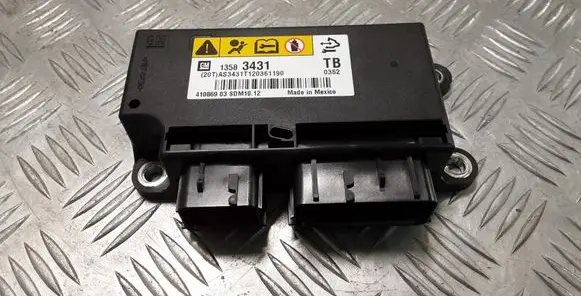 Opel Insignia A Airbag control unit/module 13583431 13576655