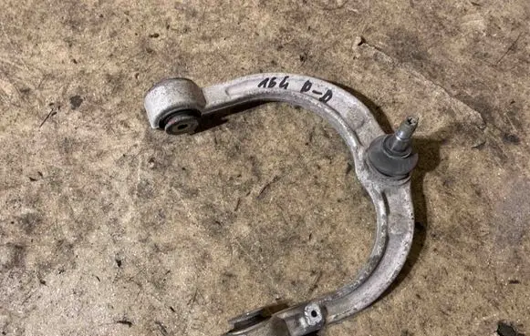 Mercedes-Benz ML W164 Front upper control arm/wishbone KAG9459