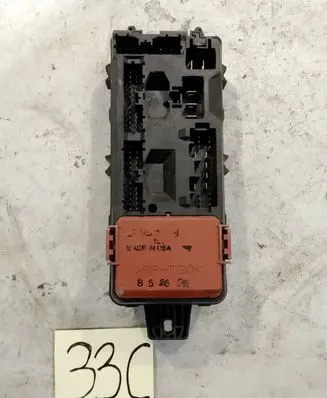 Mitsubishi Carisma Fuse box set MR318828