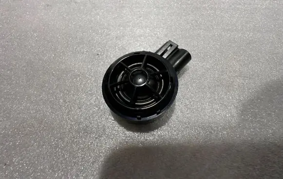 Audi A8 S8 D4 4H Front door speaker 4H0035399C 4H0035399