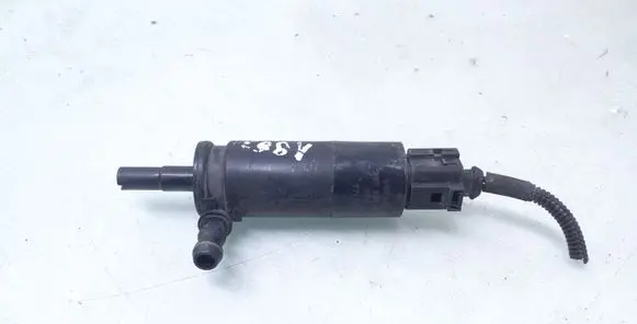 Volkswagen Golf Plus Headlight washer pump 3B7955681