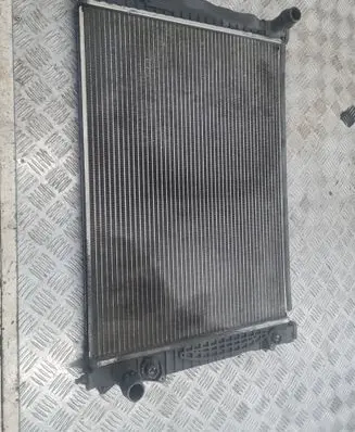 Audi A4 S4 B6 8E 8H Coolant radiator