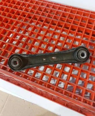 Volvo S60 Rear upper control arm/wishbone 6G915K743