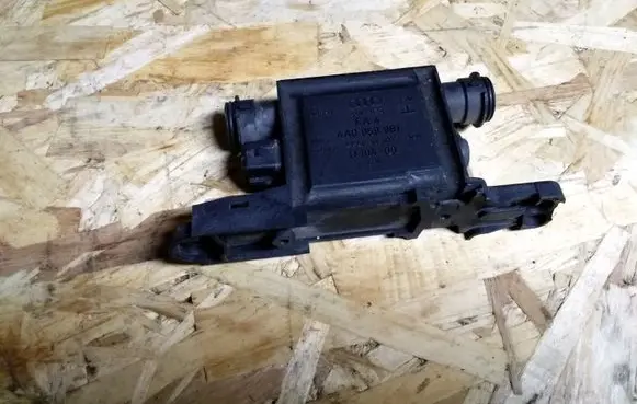 Audi A4 S4 B5 8D Door central lock control unit/module 4A0959981