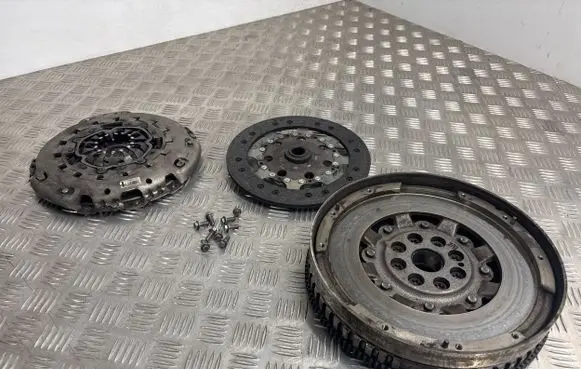 Renault Scenic III - Grand scenic III Clutch set kit 302056476R