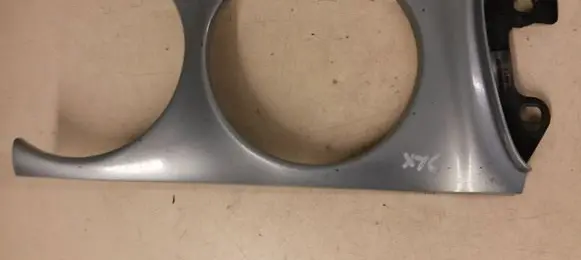 Under headlight/headlamp trim