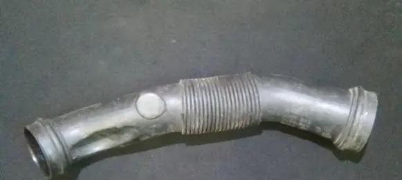 Audi A4 S4 B5 8D Air intake hose/pipe 058129627