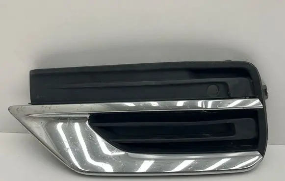 Volvo XC90 Front bumper lower grill 32345469
