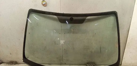 Subaru Legacy Front windscreen/windshield window 