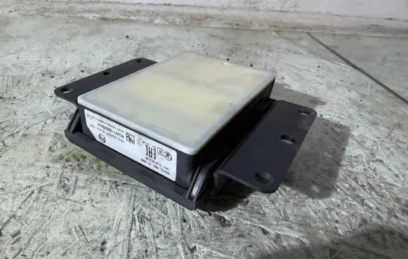 Volvo V40 Blind spot module 31429893 G2611 RQ4211160520232