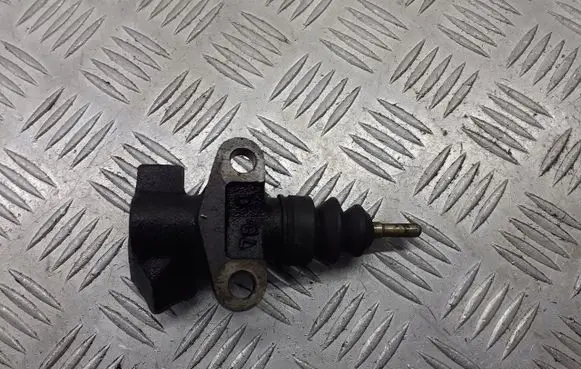Mazda 5 Clutch release bearing slave cylinder 