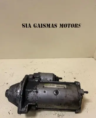 Audi A4 S4 B5 8D Starter motor 068911024E