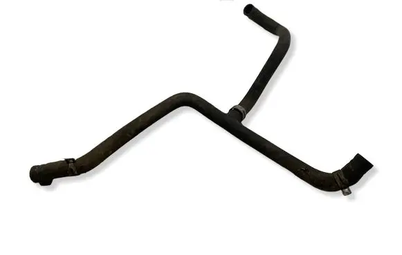 Land Rover Discovery Engine coolant pipe/hose 