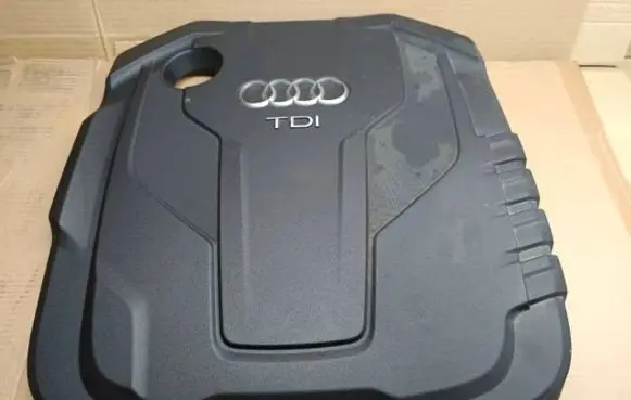 Audi A6 S6 C7 4G Engine cover (trim)