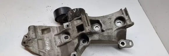 Nissan Qashqai Generator/alternator bracket 8200669495