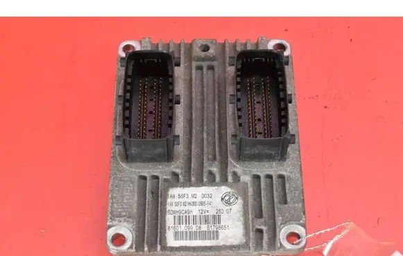 Fiat Punto (199) Engine control unit/module ECU 51798651
