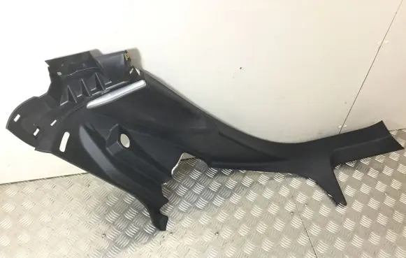 Tesla Model S (C) pillar trim 100253400G