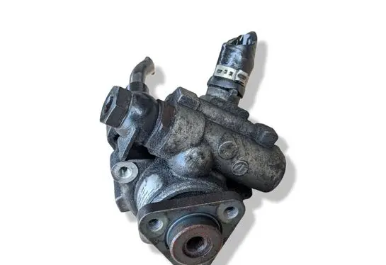 Audi A4 S4 B7 8E 8H Power steering pump 7690955121 8E0145155N