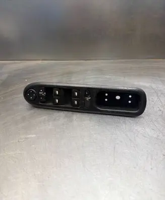 Peugeot 407 Electric window control switch 96468704XT 53269735 357090904