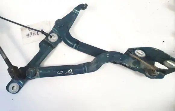 Audi A4 S4 B5 8D Tailgate/trunk/boot hinge
