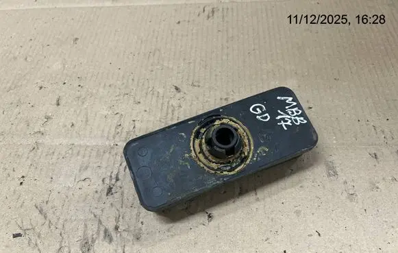 Mercedes-Benz B W246 W242 Jacking socket point A0029989150 0029989150