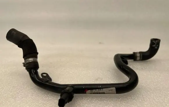 Audi A4 S4 B8 8K Engine coolant pipe/hose 059121070E