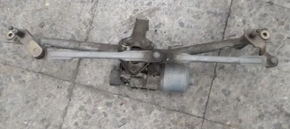 Skoda Fabia Mk1 (6Y) Front wiper linkage 601955119