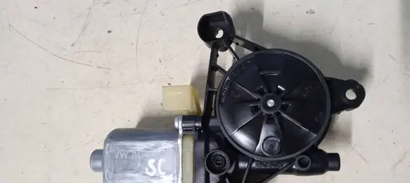 Audi A5 Front door window regulator motor 8W0959802