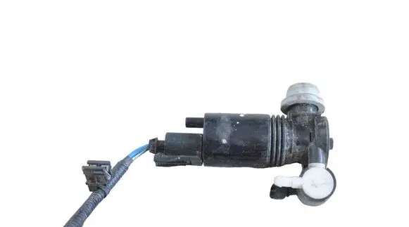 Volvo XC40 Windscreen/windshield washer pump 31693155