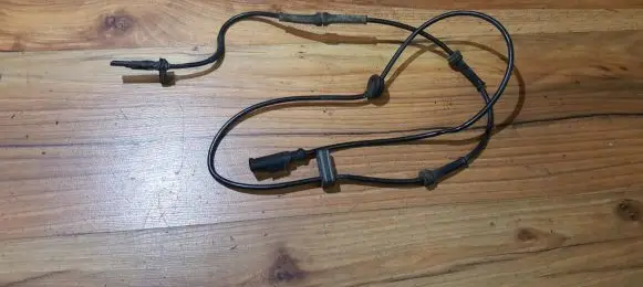 Fiat Punto (188) ABS brake wheel speed sensor 0265007611