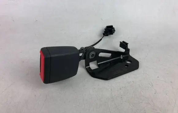 Audi e-tron Rear seatbelt buckle 4KE857740H