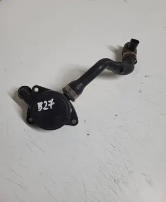 Mercedes-Benz CLS C219 Breather hose/pipe A6420160881